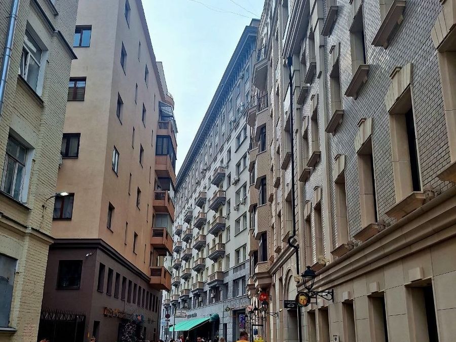 Переулок к Третьяковской галерее